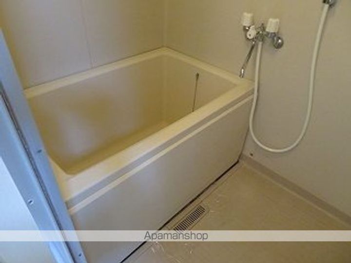 ドミ馬場小路A202の風呂