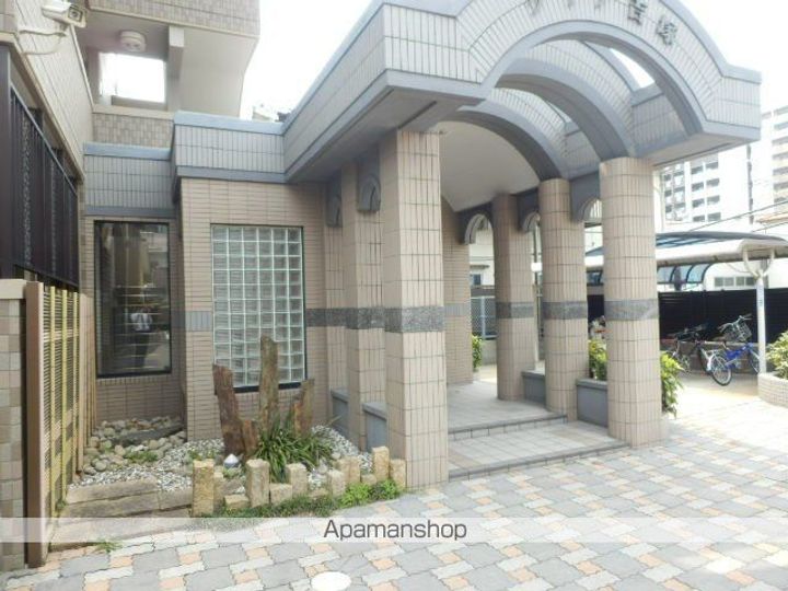 福岡県福岡市博多区吉塚3丁目の賃貸マンションの外観