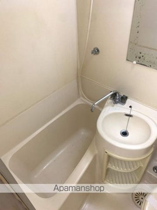 東京都八王子市大和田町7丁目の賃貸アパートの風呂