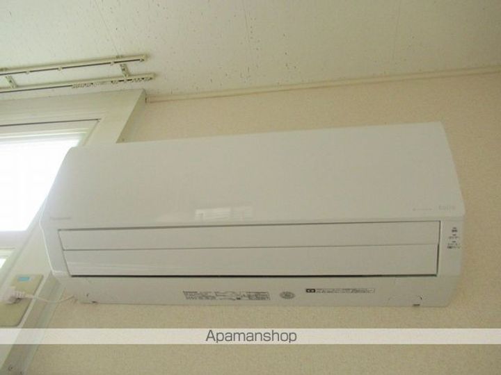 パークサイド室小路109の内装