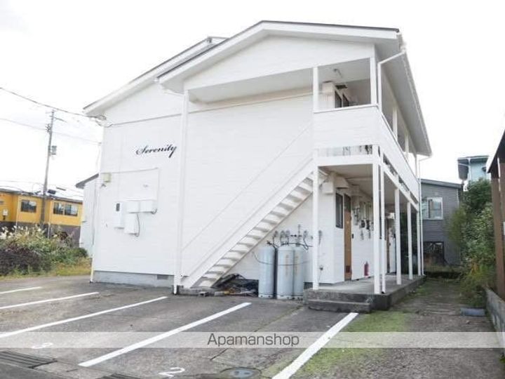 セレニティー202の外観