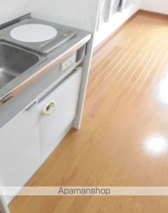 東京都国分寺市西恋ヶ窪1丁目の賃貸アパートのキッチン