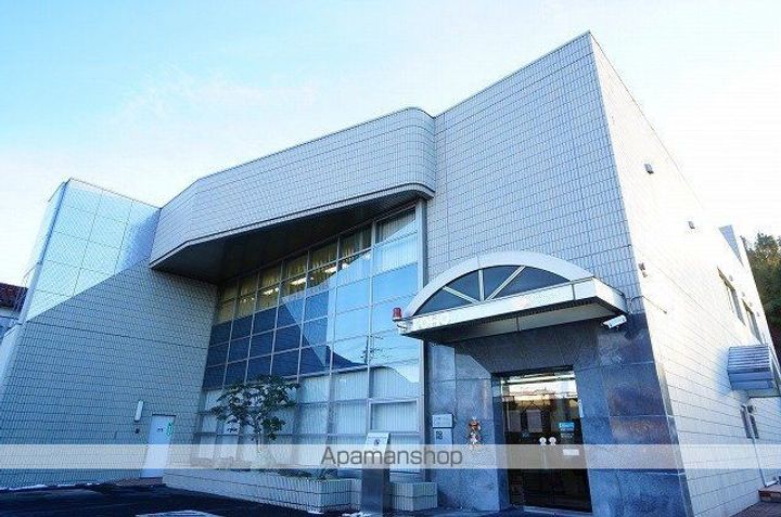 ヒルサイドの周辺