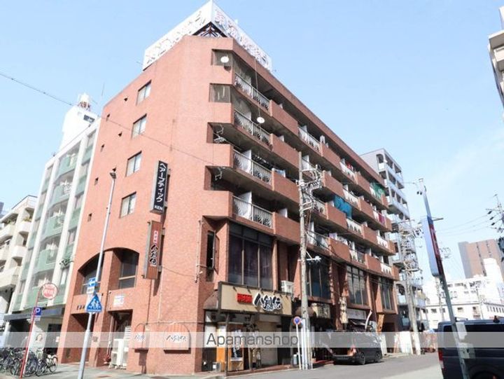 東海伸銅ビル302の外観