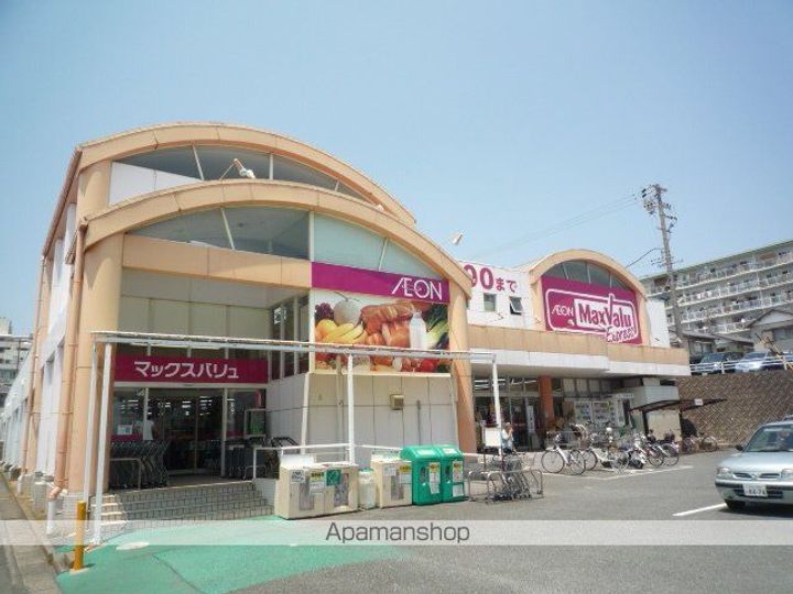 GREEN HILLの周辺