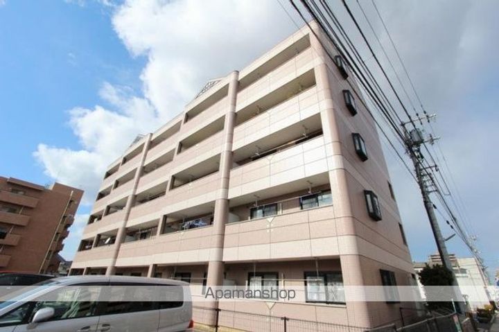 香川県高松市三条町の賃貸マンションの外観