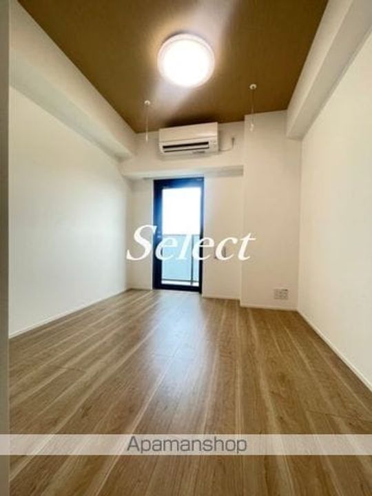 エストゥルース横浜蒔田の居間