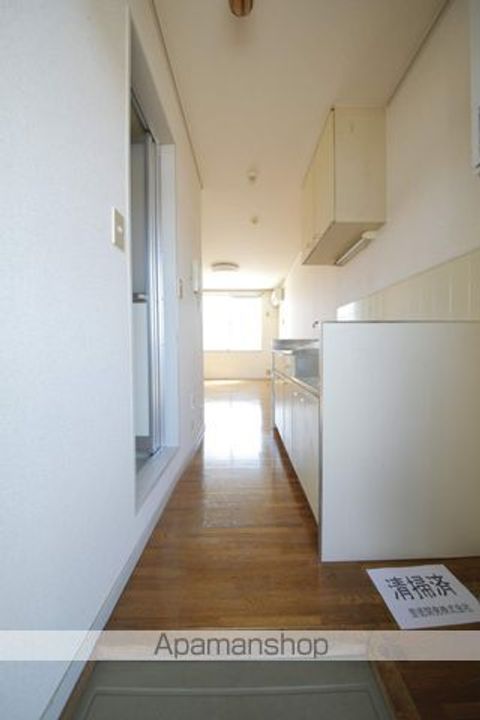 エステートピア高木の玄関