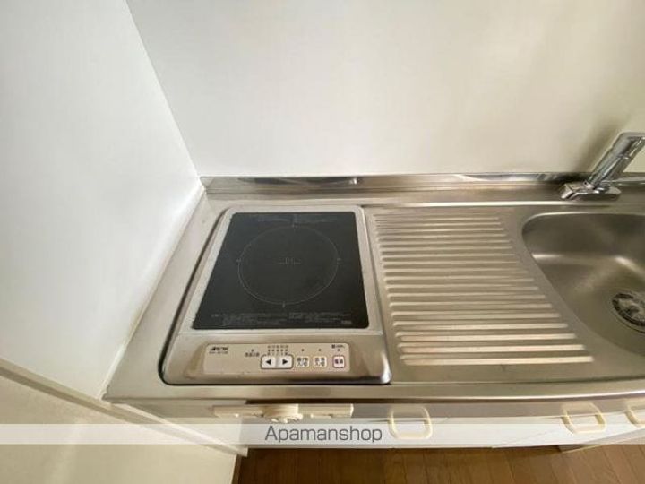 香川県高松市扇町3丁目の賃貸マンションの内装