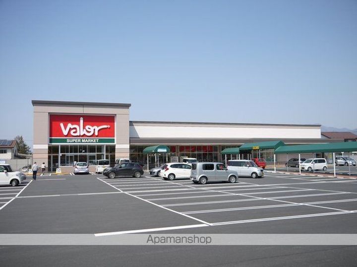 サニーウエルの周辺