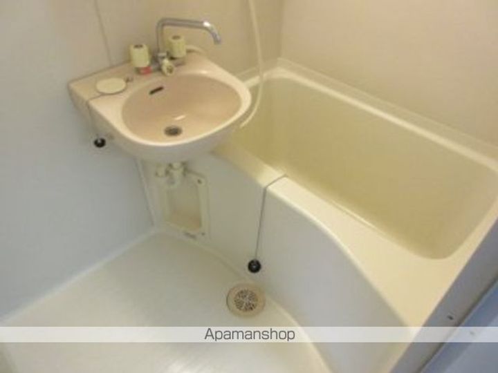 レオパレストダワンルームハイツ2の風呂