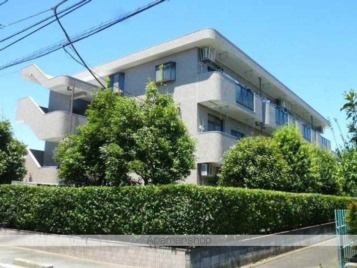 東京都昭島市郷地町2丁目の賃貸マンションの外観