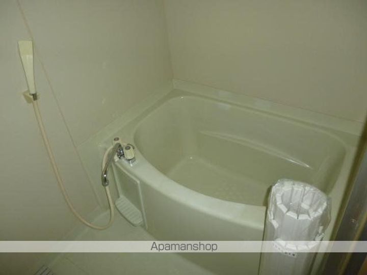 サンロイヤル加茂103号室の風呂