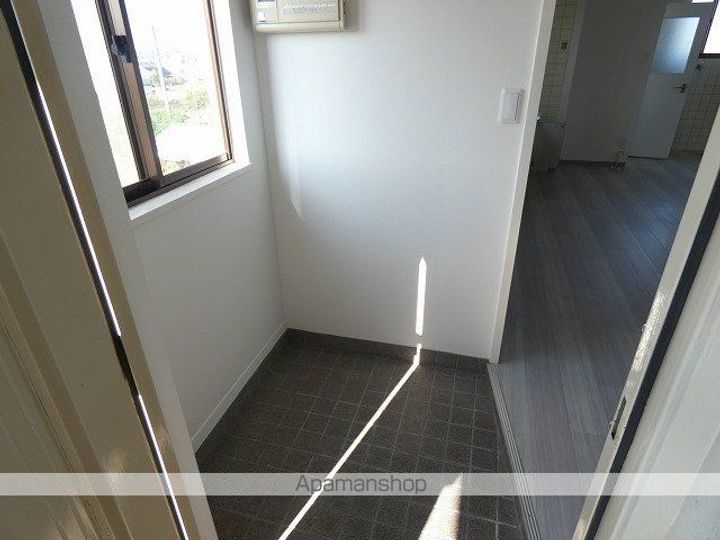 藤原マンション高市の玄関