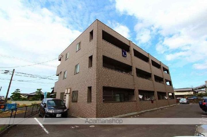 香川県高松市林町の賃貸アパートの外観