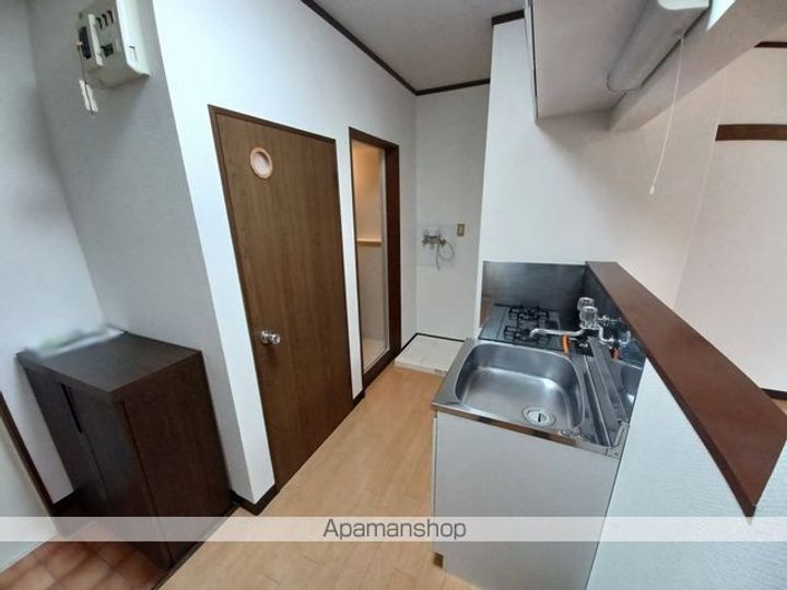 ハイツ佐紀203の内装