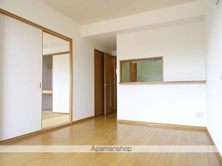 グランウィングの居間