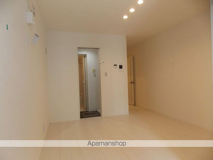 WARREN KUBOMIⅠの内装