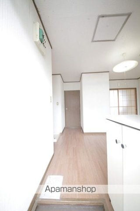 ファミーユ八王子の玄関