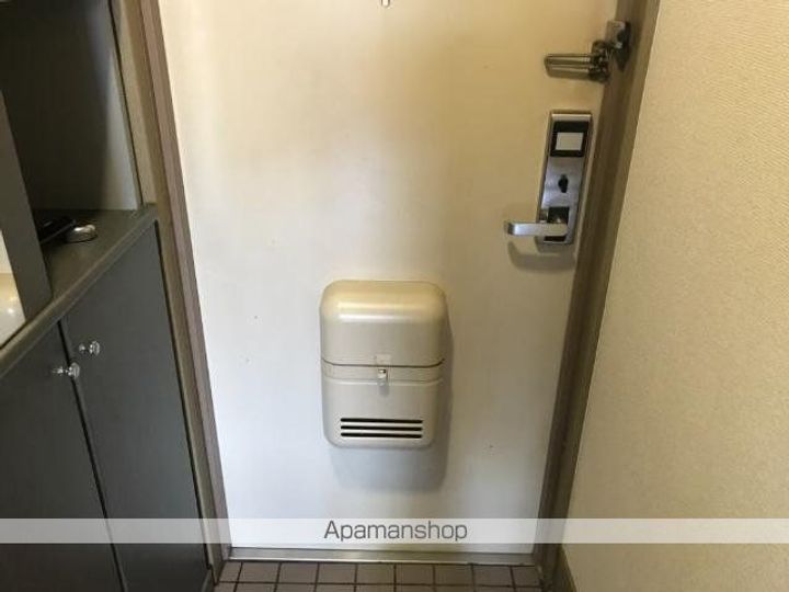 ELEGANT RESIDENCE HT(エレガントレジデンスHの玄関