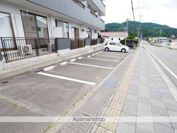 ヒロ プラザの内装