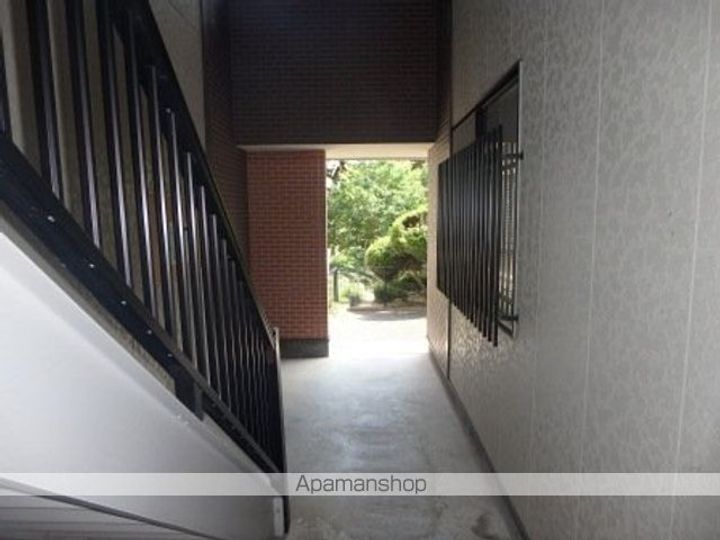 リヴ・カルディアのその他画像