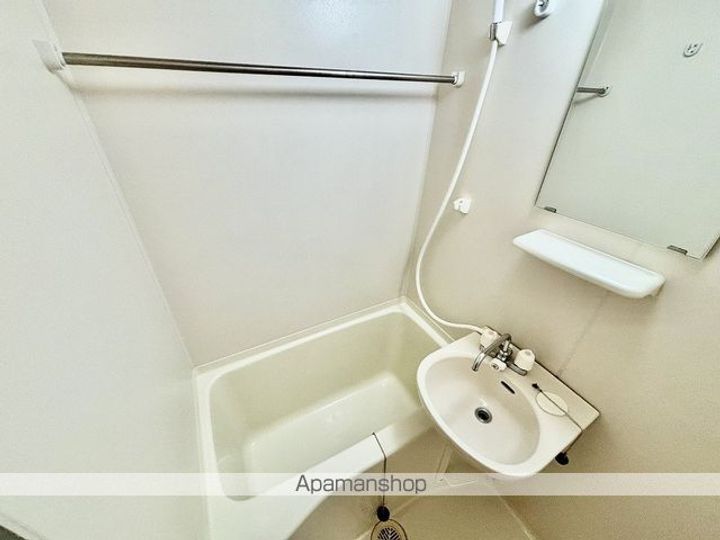 レオパレスコートフェリーク108の風呂