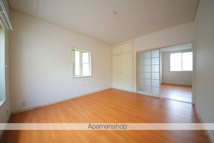 第三メゾンサエキの内装