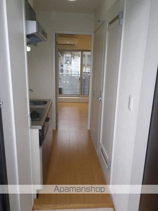 ヴェルデ鷺ノ宮303の玄関