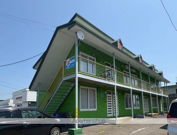 エレガンスNYパレス106の外観