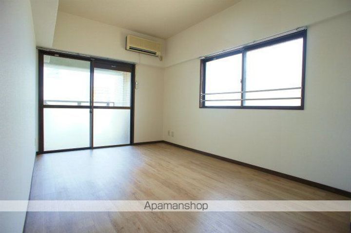 アートイン原田の内装