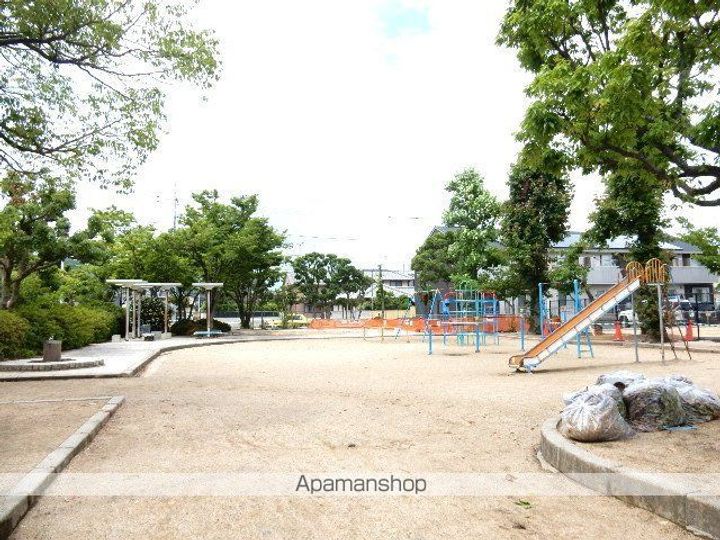 岡山県岡山市北区高柳西町の賃貸アパートの周辺