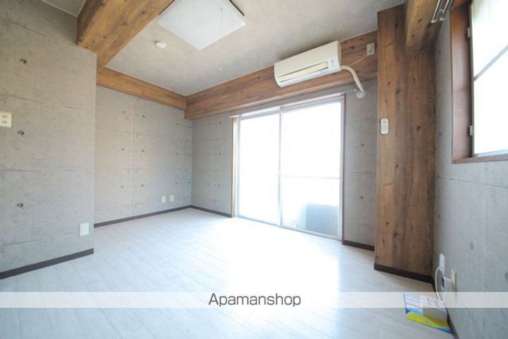 ジュネス南大沢306の内装