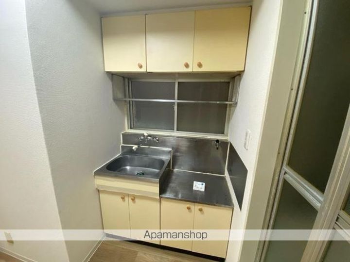 香川県高松市多賀町3丁目の賃貸マンションのキッチン