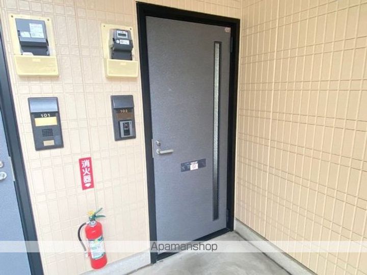 フローラ神領 Bの内装