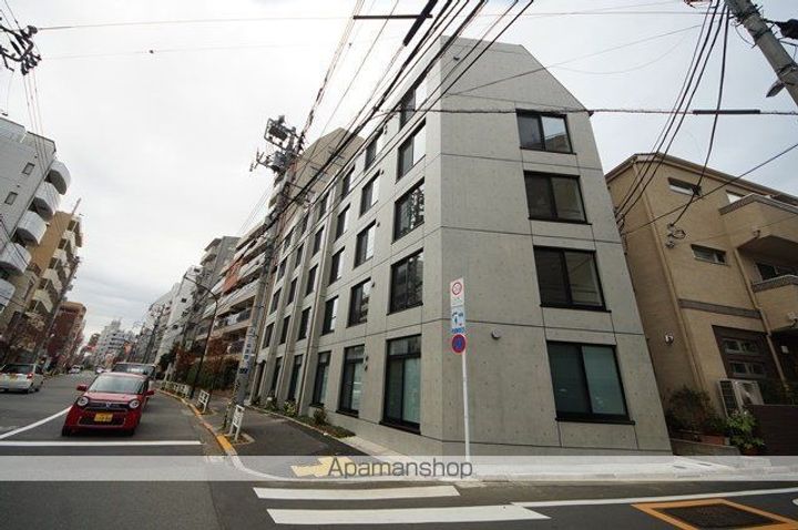 FIKA代々木上原(旧リビオメゾン代々木上原)の外観