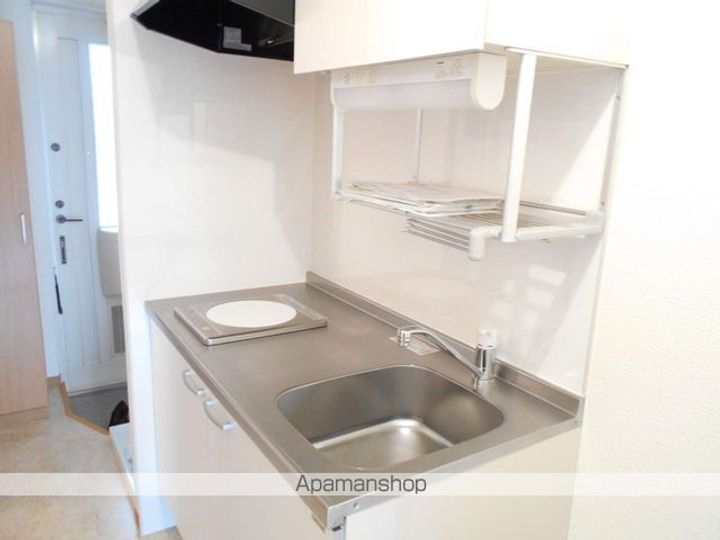 東京都日野市神明1丁目の賃貸アパートのキッチン