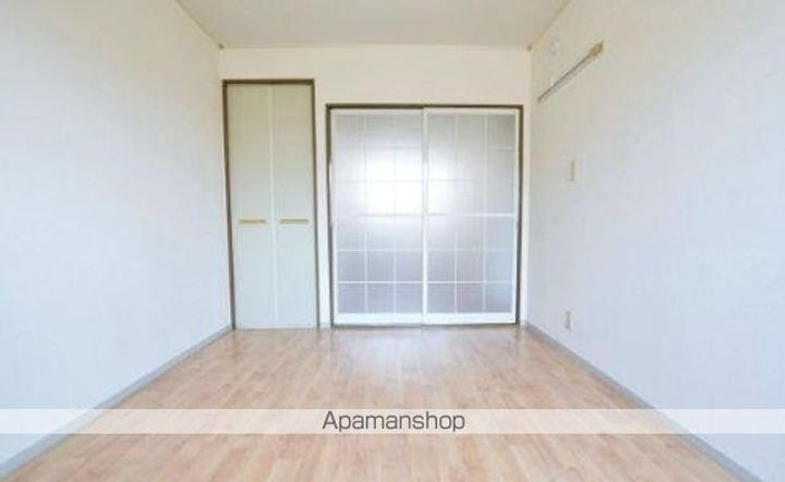 シューグランドールA・B棟A103の内装