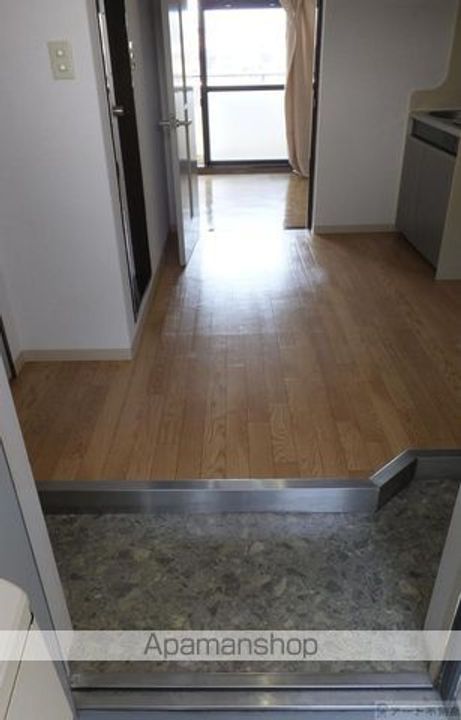 メゾン・ド・エランの玄関