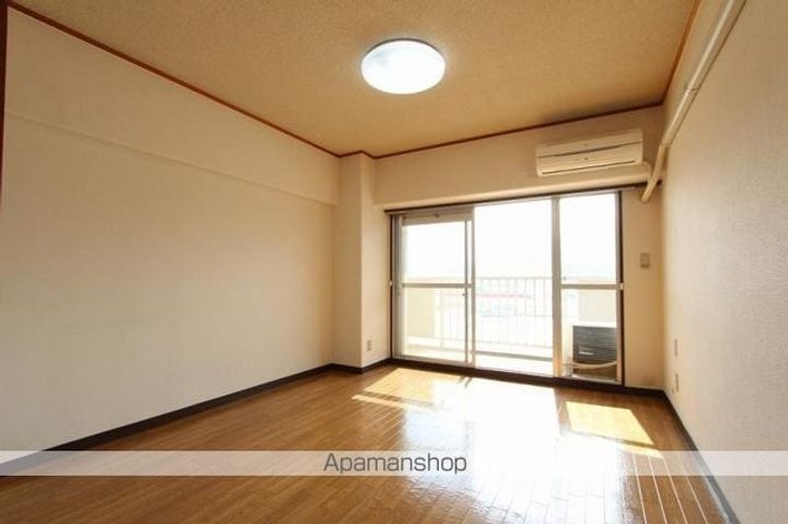 香川県高松市茜町の賃貸マンションの内装