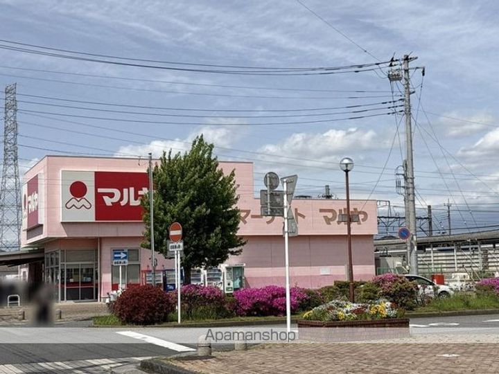 クレイノイヤサカの周辺