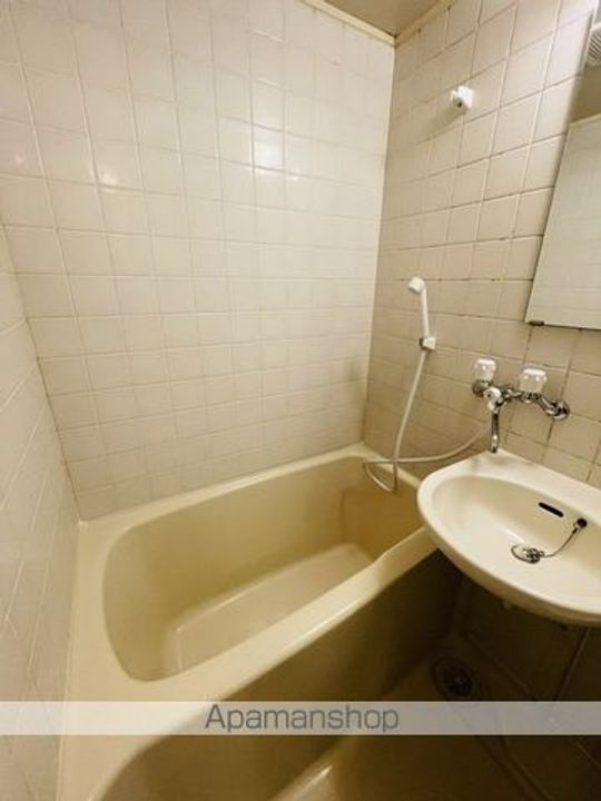 東京都世田谷区若林1丁目の賃貸アパートの風呂