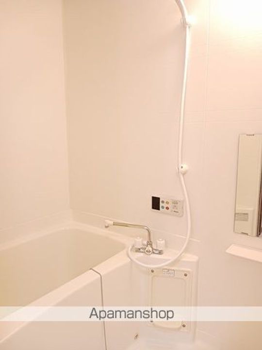 アヴニ−ル T.Mの風呂