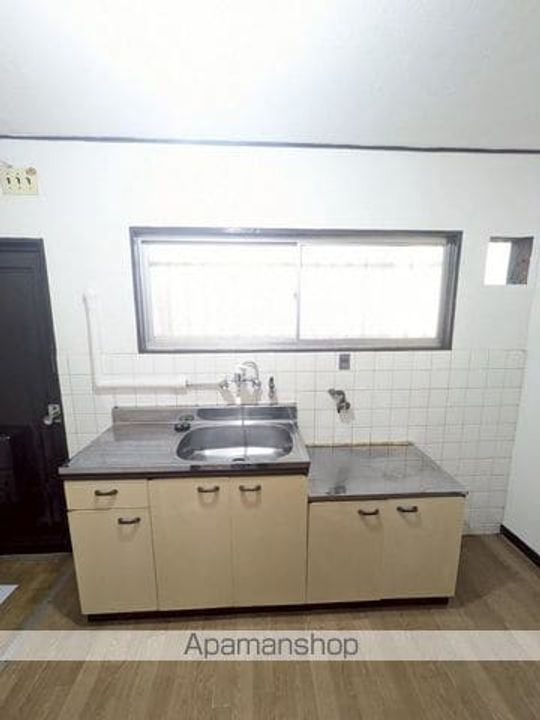 大宮正和荘302のキッチン