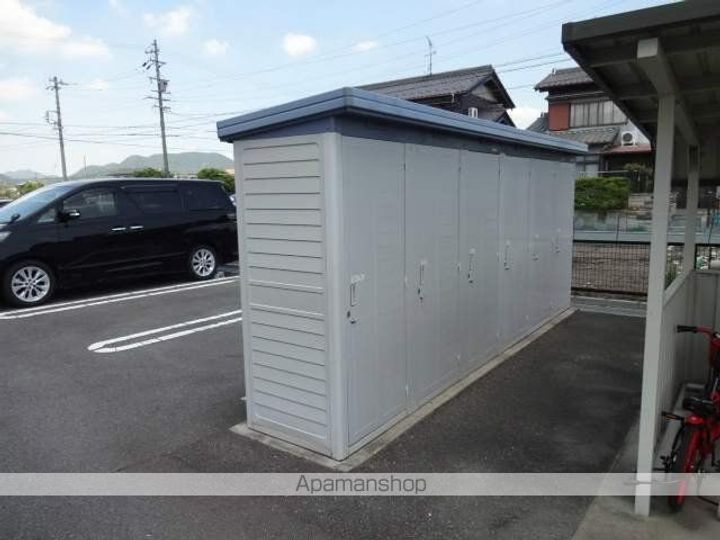 エルドラード清水の外観