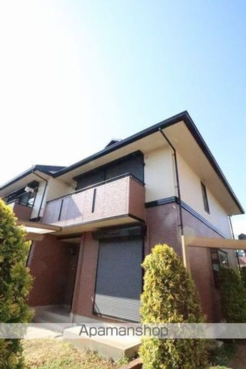 ロイヤルガーデン壱−七番館の外観