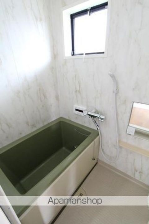 グリーンパークセジュールA・B・C棟B202の風呂