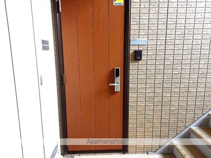 グローリアス IIIの内装