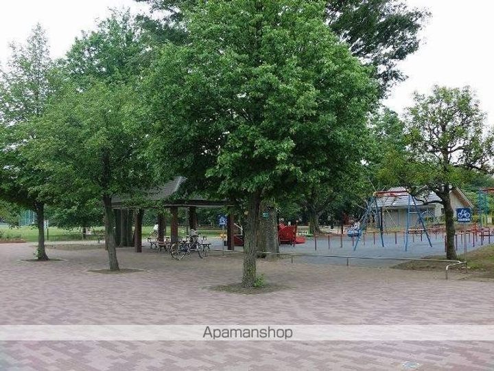 レオパレスグリーンビレッジの周辺