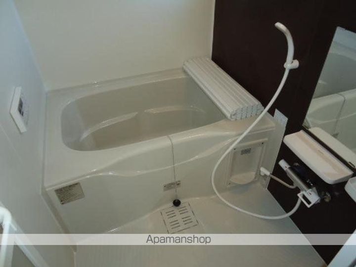 パープルオリエンテの風呂